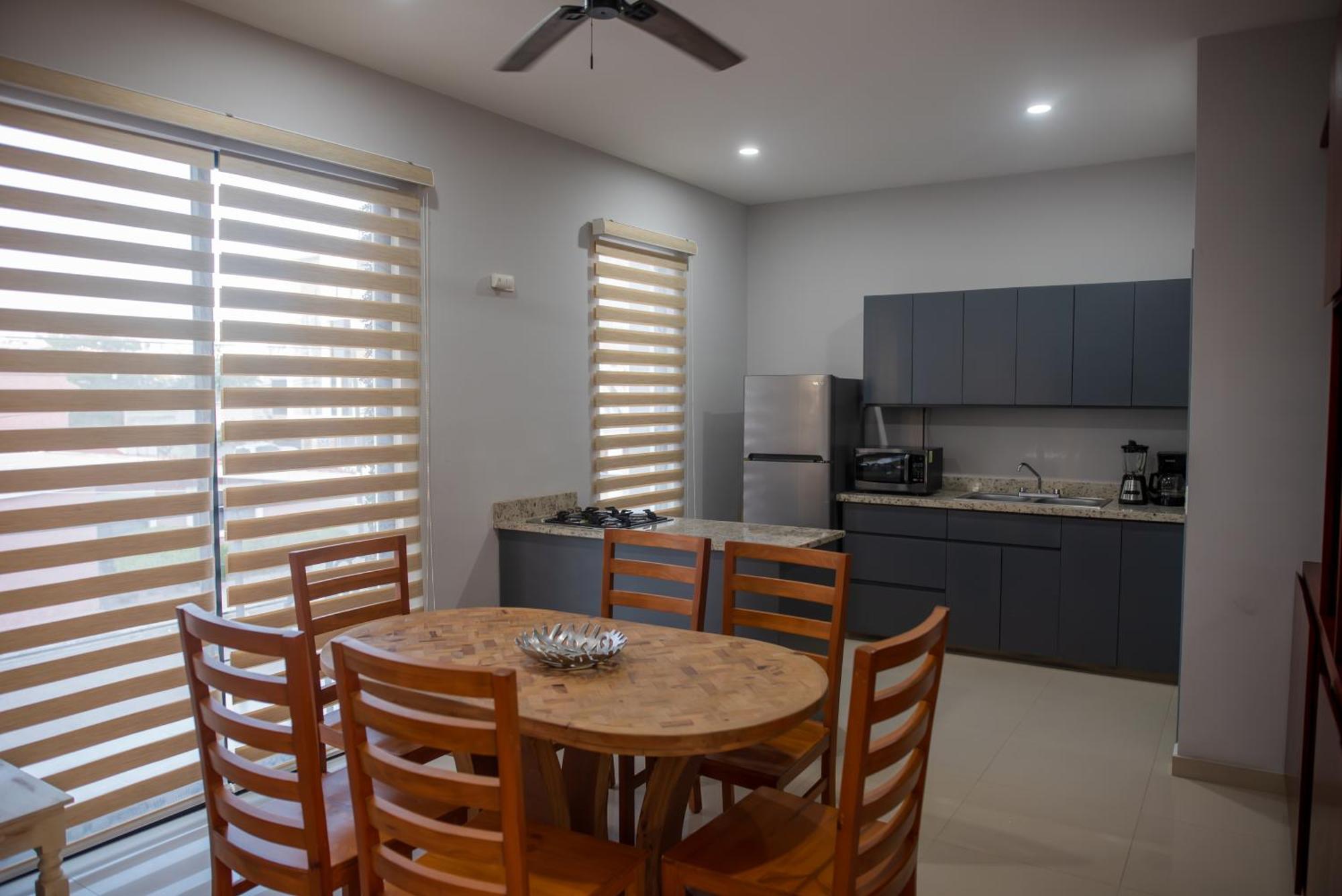 2Br/2Ba Condo 1 Block To Ocean! - Unit 3 Mazatlán Exterior foto